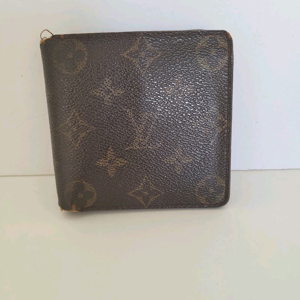 Vintage Louis Vuitton Men's LV Brown Bi-Fold Leather Wallet Monogram Classic‎
